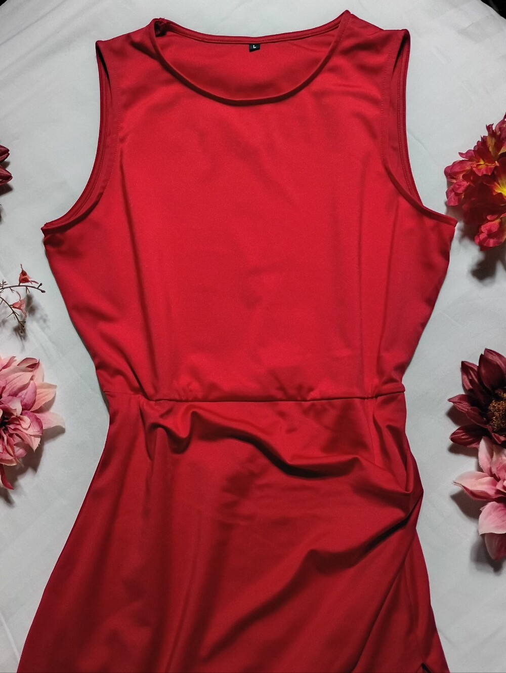 NWOT Amazon Red Scoop Neck Sleeveless Dress